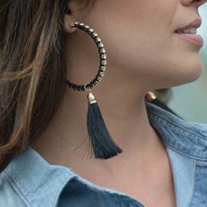 Argola Tassel