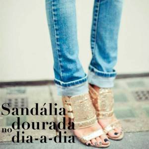 Sandália Dourada no Dia-a-dia