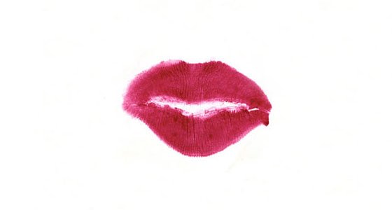 lip-print-burgundy