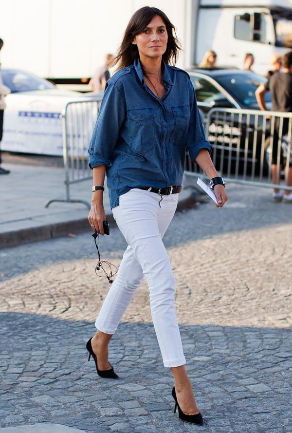 Emmanuelle-Alt-White-Pants-Black-Heels-street-style-jeans
