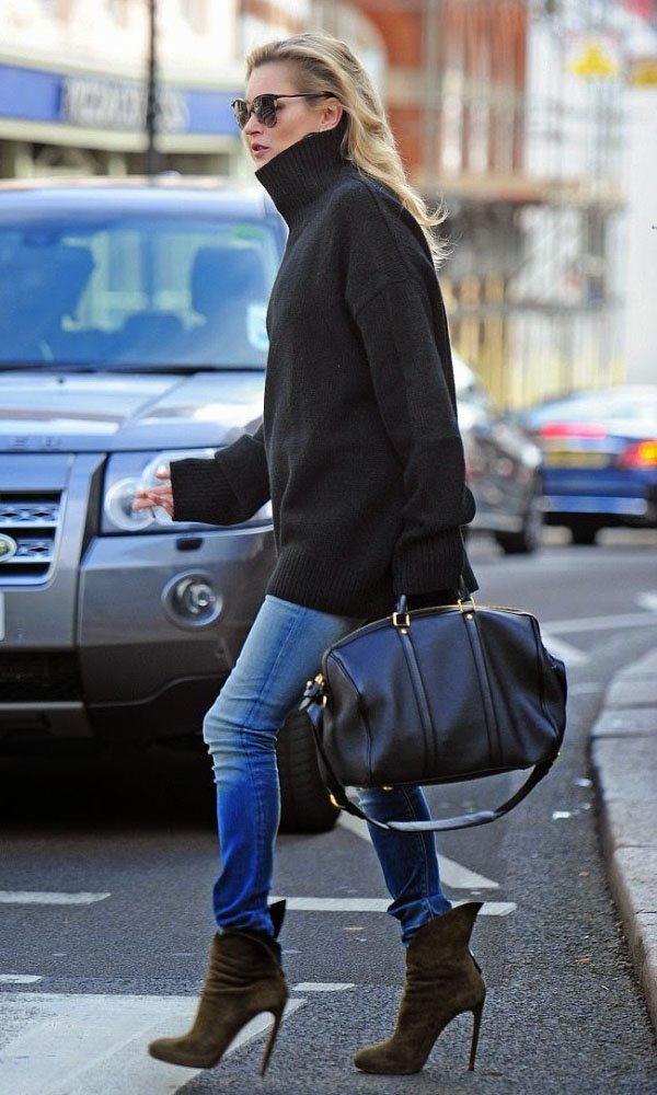Kate-Moss-Turtleneck-Street-Style-High-Boots