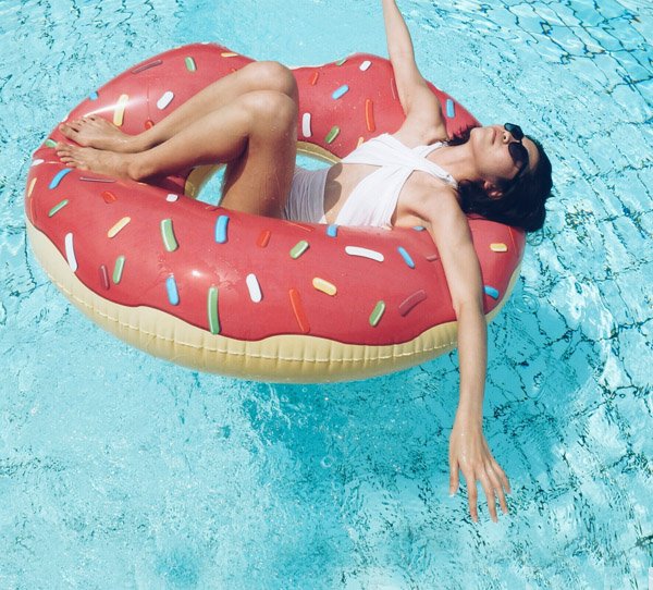 summer-pool-bikini-donuts