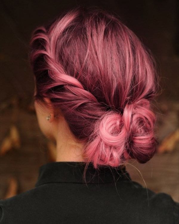 pink-hair-bun-beauty