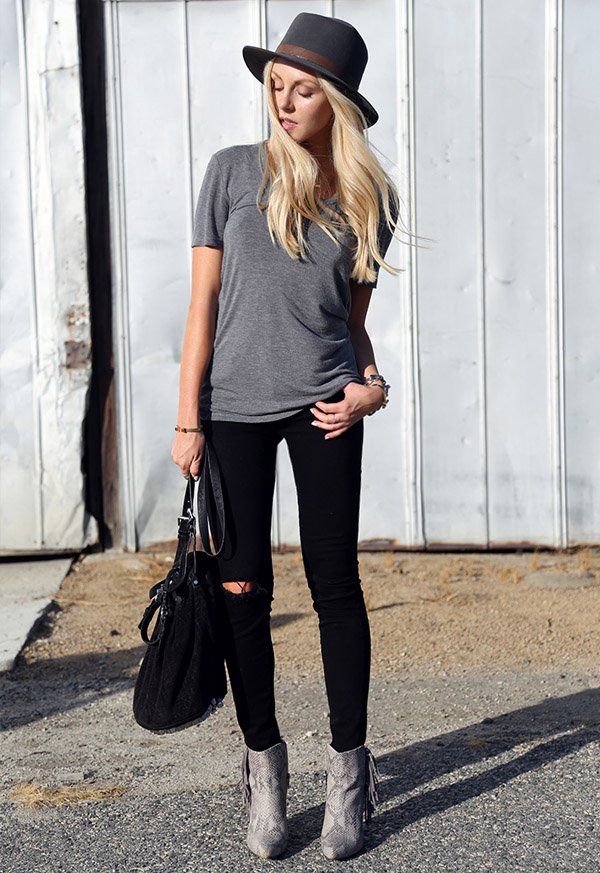 hat-street-style-grey-t-shirt-destroyed-jeans-boots
