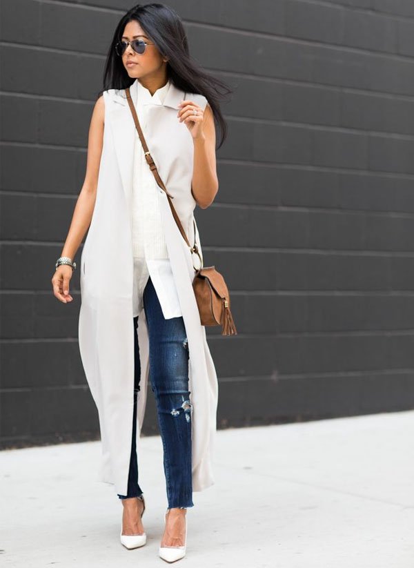 street-style-colete-off-white-calca-skinny-scarpin-branco