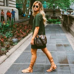 10 Maneiras de Usar T-Shirts