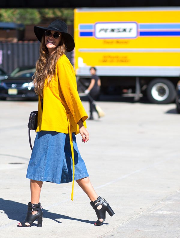 nyfw-street-style-yellow-blouse-denim-skirt-heels