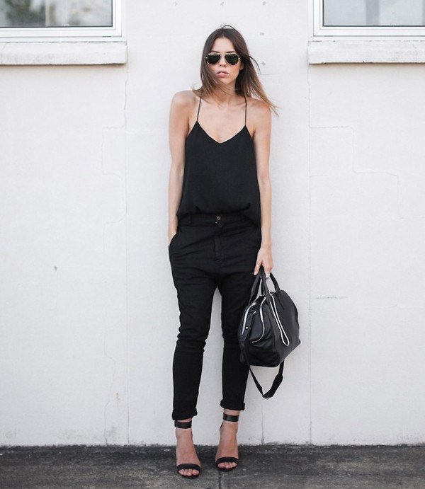 street-style-black-blouse-heels-sunglasses