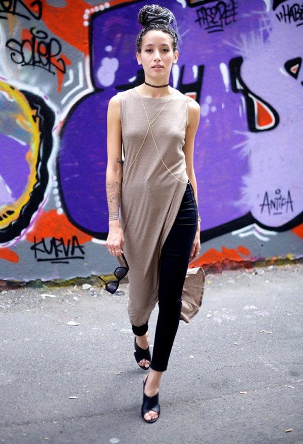 maxi-t-shirt-street-style-mule-shoes