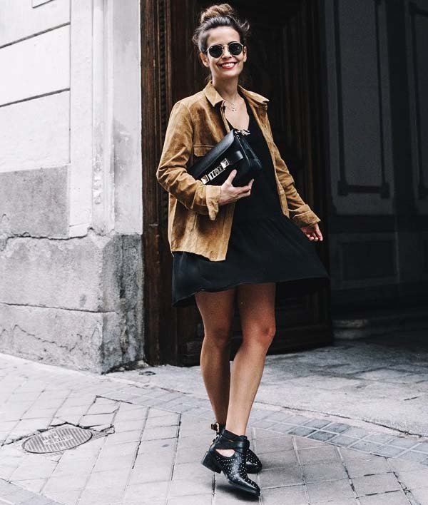 sara escudero look street style jaqueta suede botas