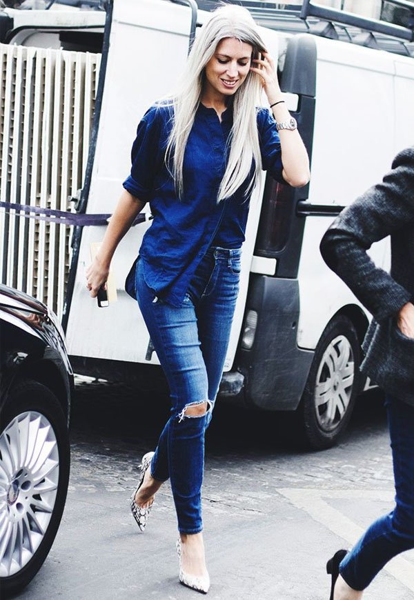 sarah harris look street style jeans camisa scarpin