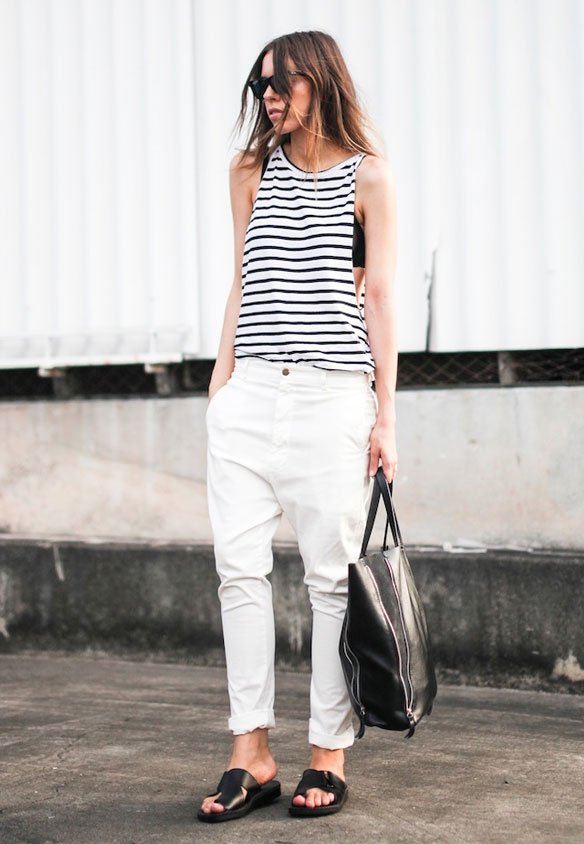look striped top white jeans street style