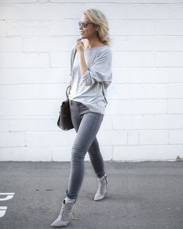 Street Style Grey Look Calça Jeans Bota