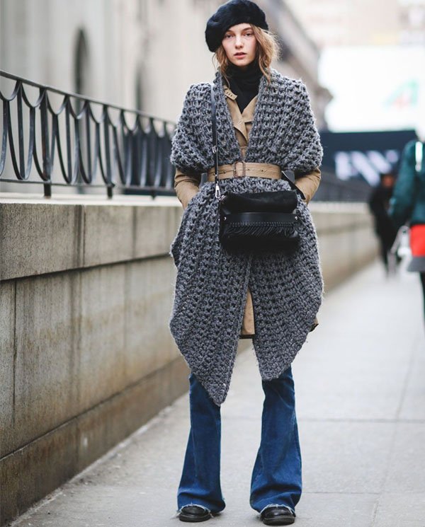 sobreposição na nyfw street style lã com boina