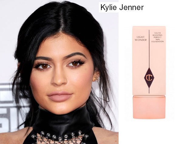 Kylie-Jenner-base-preferida-de-cada-famosa-maquiagem-ir-girl.