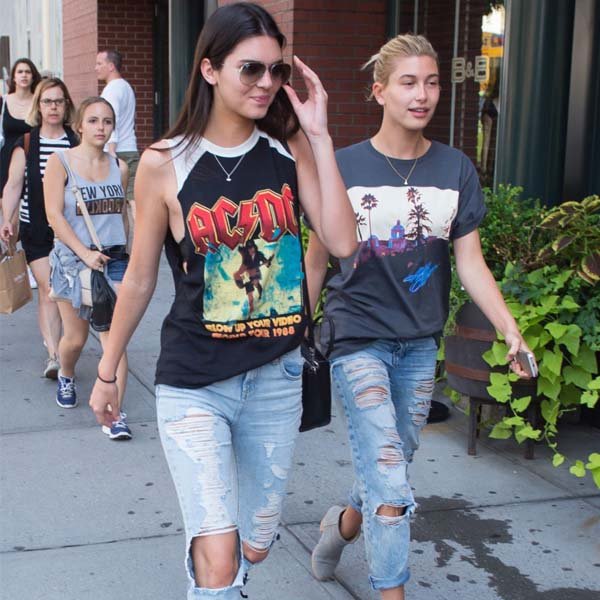 Kendall Jenner e Hailey Baldwin t-shirt vintage