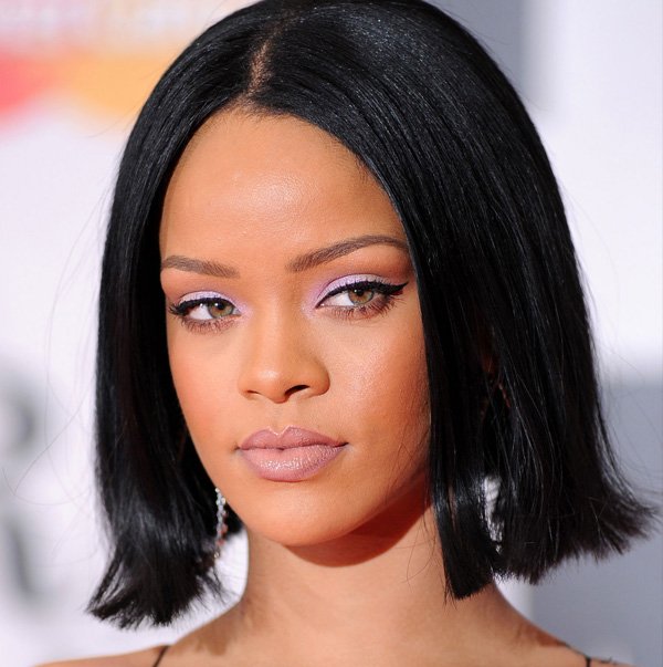 Rihanna Red Carpet Beauty Look