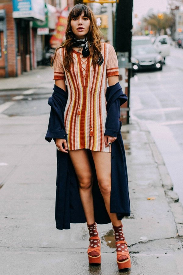 Natalie Soarez stripes dress street style