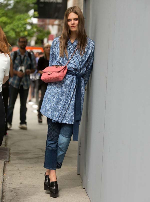 street-style-robe pijama jeans chanel