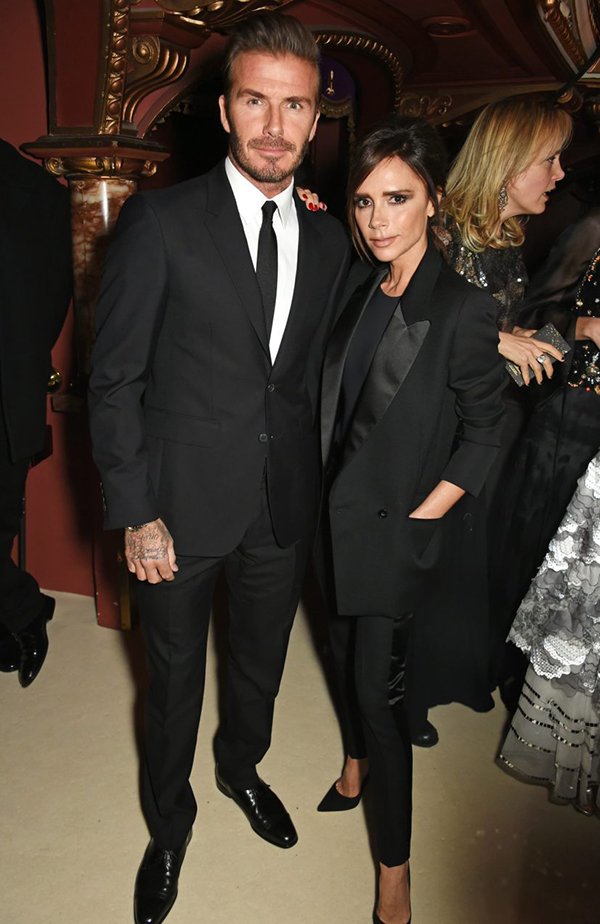 Victoria e David Beckham look