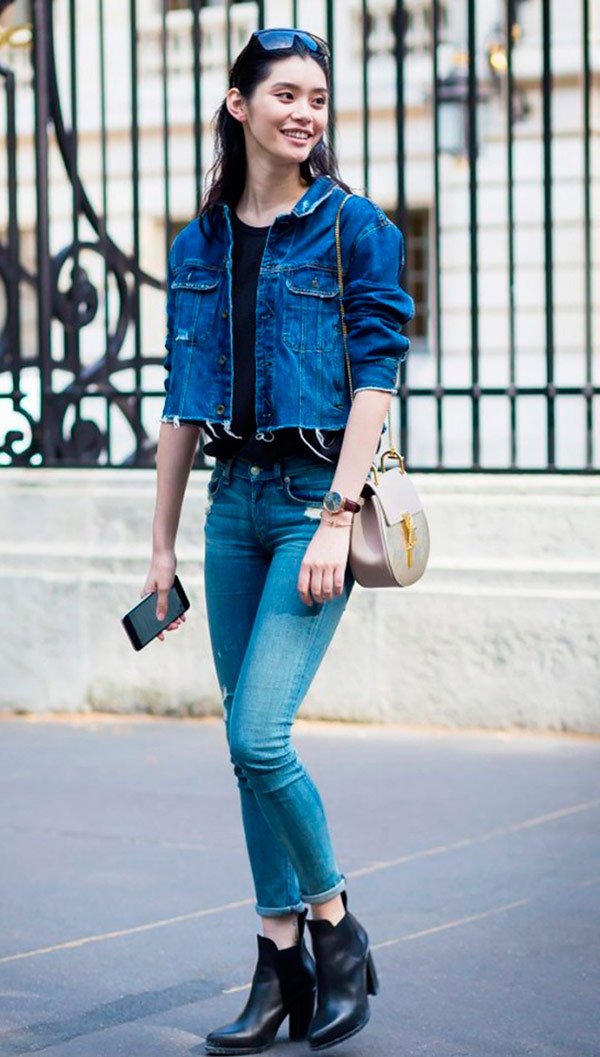 Street style look com total jeans