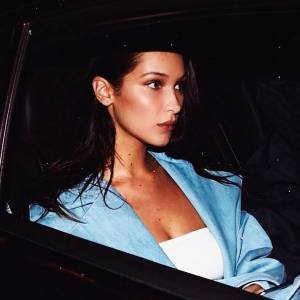 30 looks pra roubar da Bella Hadid