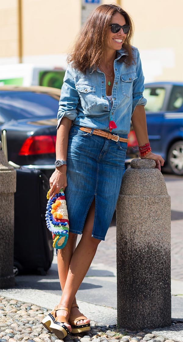 Street style look com double jeans.
