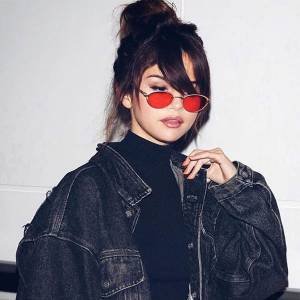 Os óculos queridinhos de Selena Gomez