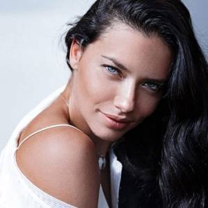 7 segredos de beleza da Adriana Lima