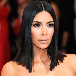 A evolução capilar da Kim Kardashian