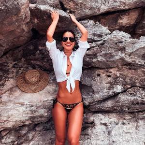 Como ser Super Estilosa na Praia – Por Camila Coelho