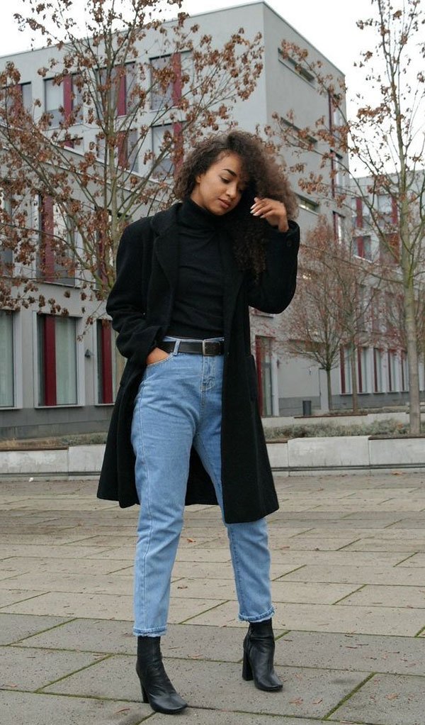 Nane Riehl - blusa-preta-mom-jeans-casaco - mom-jeans - inverno - street style
