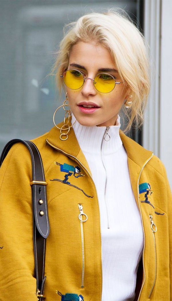 it girl - jauqeta-amarela-oculos-amarelo-camiseta-branca - óculos colorido - meia estação - street style