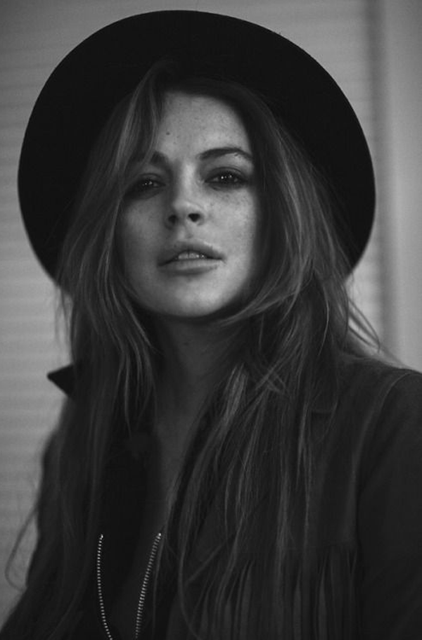 Lindsay Lohan - chapeu-preto - chapeu - inverno - street style