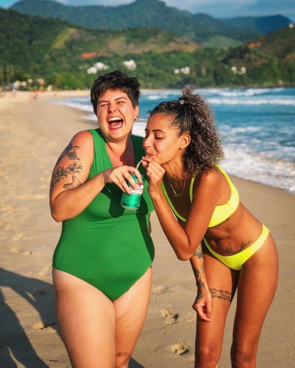 Luiza Junqueira e Mari Morena - beachwear - beachwear - verão - street style 2019