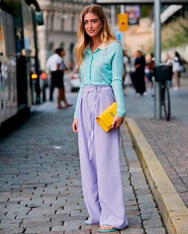 saia lilas combina com que cor de blusa