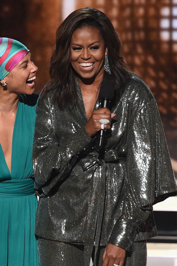 Michelle Obama - conjunto brilhante - brilho - meia-estação - grammy awards