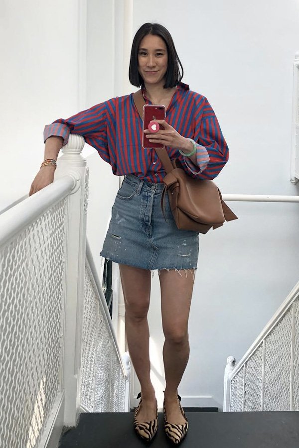 Eva Chen - minissaia jeans - saia jeans - verão - street style