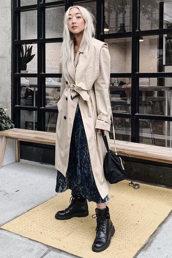 reprodução pinterest - casaco - trench coat - verão - street style