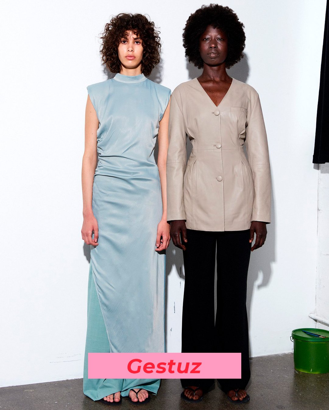 It girls - Gestuz - Copenhague Fashion Week - Inverno - Street Style - https://stealthelook.com.br