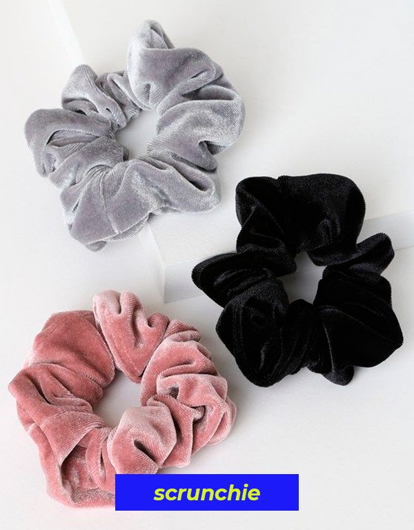 It girls - Scrunchies - 2010 - Inverno - Street Style - https://stealthelook.com.br