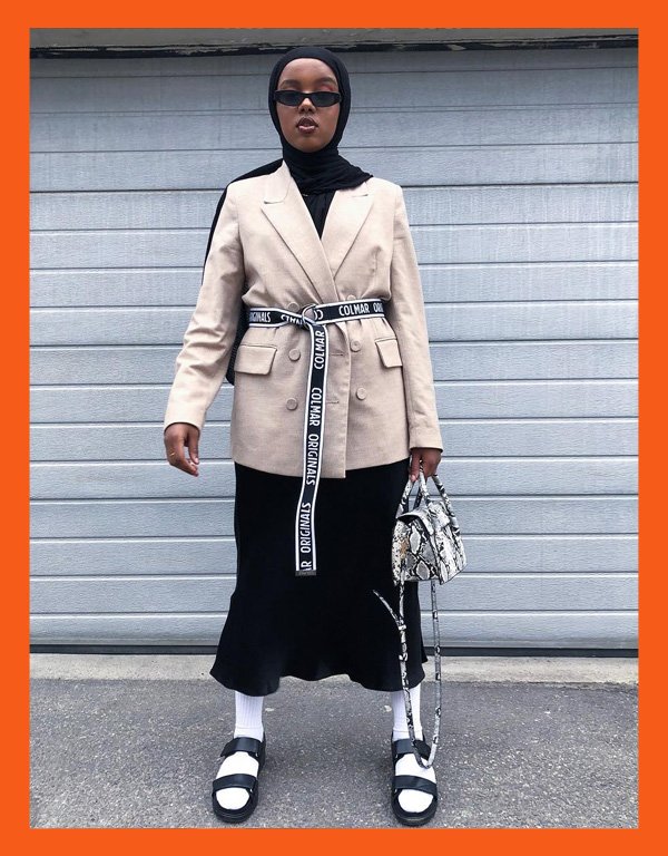 Salma JJ - truque de styling com cintos - blazer e jaqueta - inverno - street style - https://stealthelook.com.br
