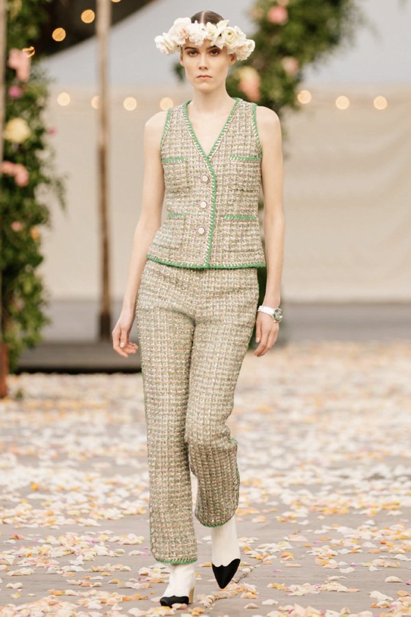 Chanel - semana de alta-costura - semana de moda 2021 - verão - street style - https://stealthelook.com.br