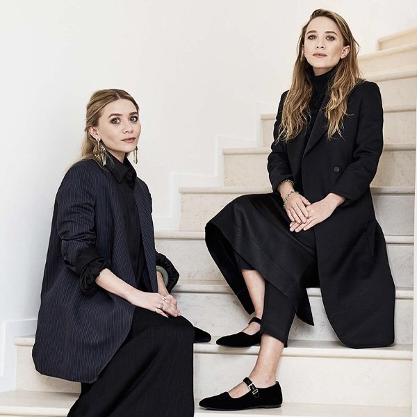 Ashley e Mary-Kate Olsen - gêmeas olsen - olsen twins - verão - street style - https://stealthelook.com.br