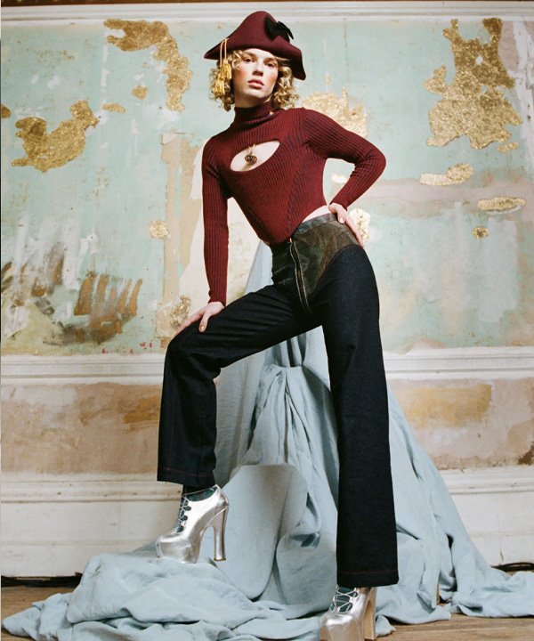 Vivienne Westwood - semana de moda de Londres 2021 - London Fashion week - verão - street style - https://stealthelook.com.br