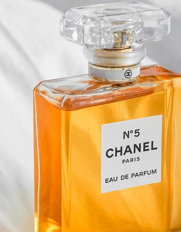 Os 7 perfumes mais famosos do mundo e onde encontrá-los » STEAL