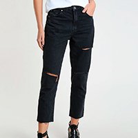 calça jeans feminina mom cropped cintura alta com rasgos preta