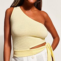 top cropped feminino um ombro só com vazado e amarração alça larga amarelo claro