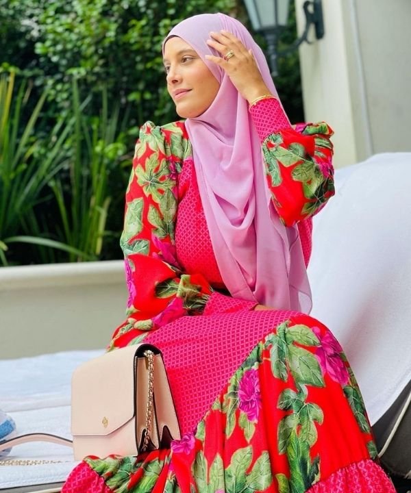 Carima Orra - moda modesta - influenciadoras muçulmanas - verão - hijab - https://stealthelook.com.br