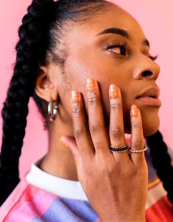 Unhas decoradas - nail art - esmaltes hipoalergênicos - cuidados com as unhas - Esmaltes - https://stealthelook.com.br